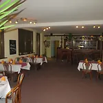 Heidehotel 2*