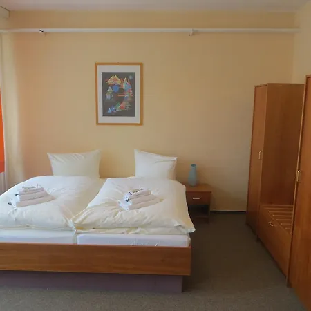 Heidehotel 2*